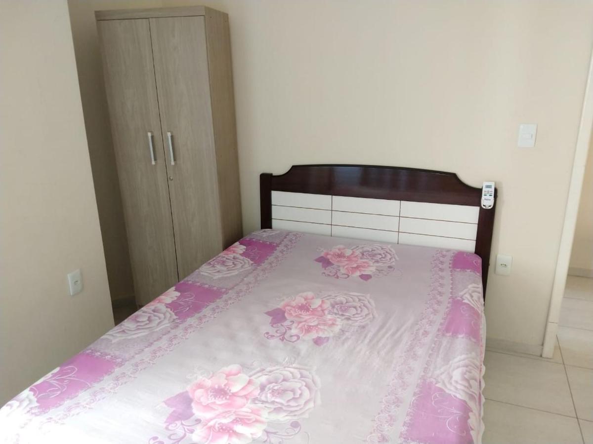Residencial Melfi 3 Ap. 7 Fundos Apartment