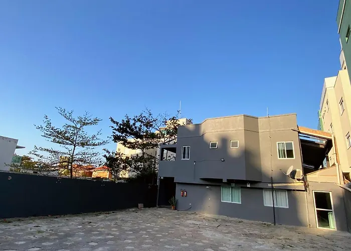 Residencial Melfi 3 Ap. 7 Fundos